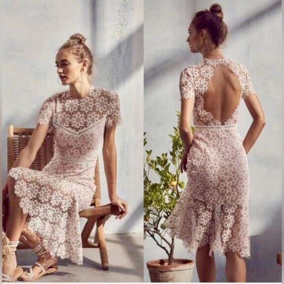 SAYLOR Lillie Lace Illusion Dress 
Illusion Neckline/Open Back 
MED 
BLUSH/IVORY - Picture 8 of 16